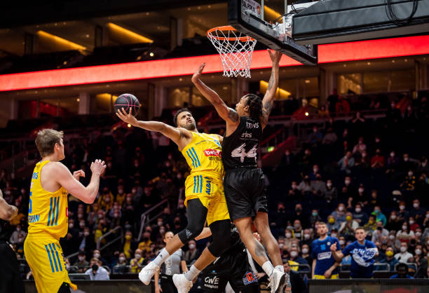 曼联3比2 曼联3比2