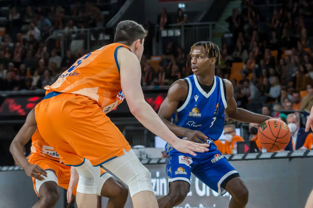 不愿主动对 不愿主动对